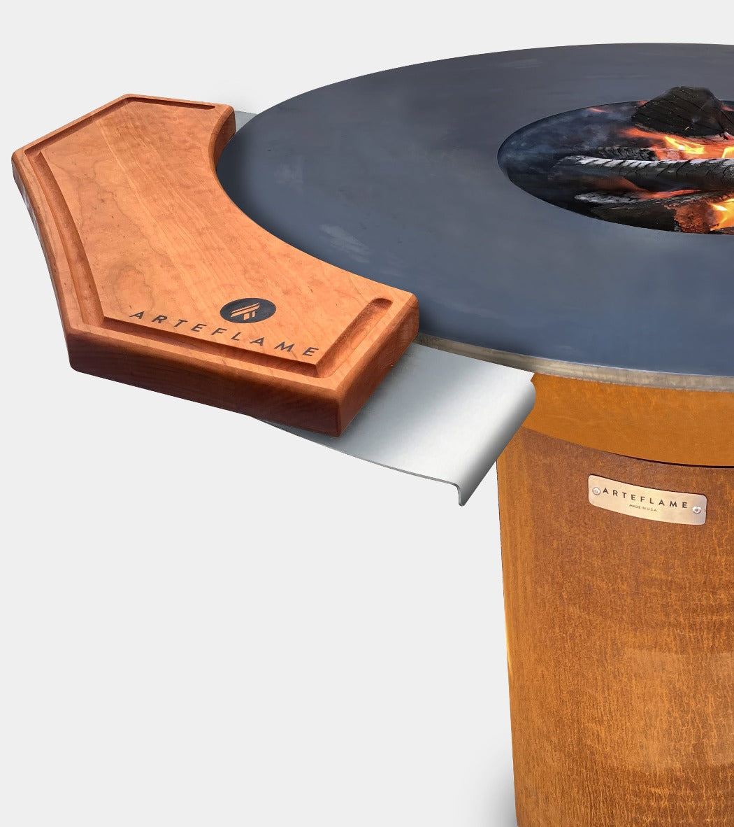 Meet the Arteflame Classic 40″ — Steakhouse Quality, Right in Your Backyard