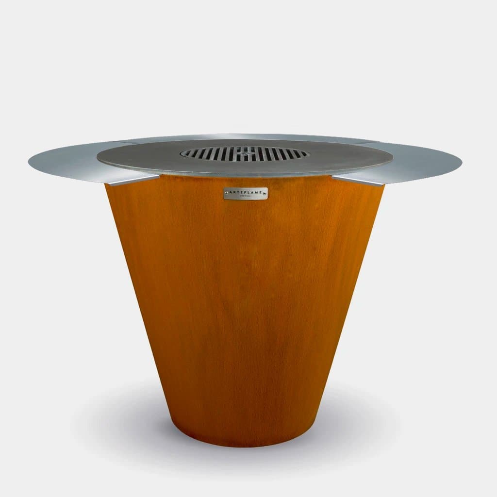 Meet the Arteflame Classic 40″ — Steakhouse Quality, Right in Your Backyard
