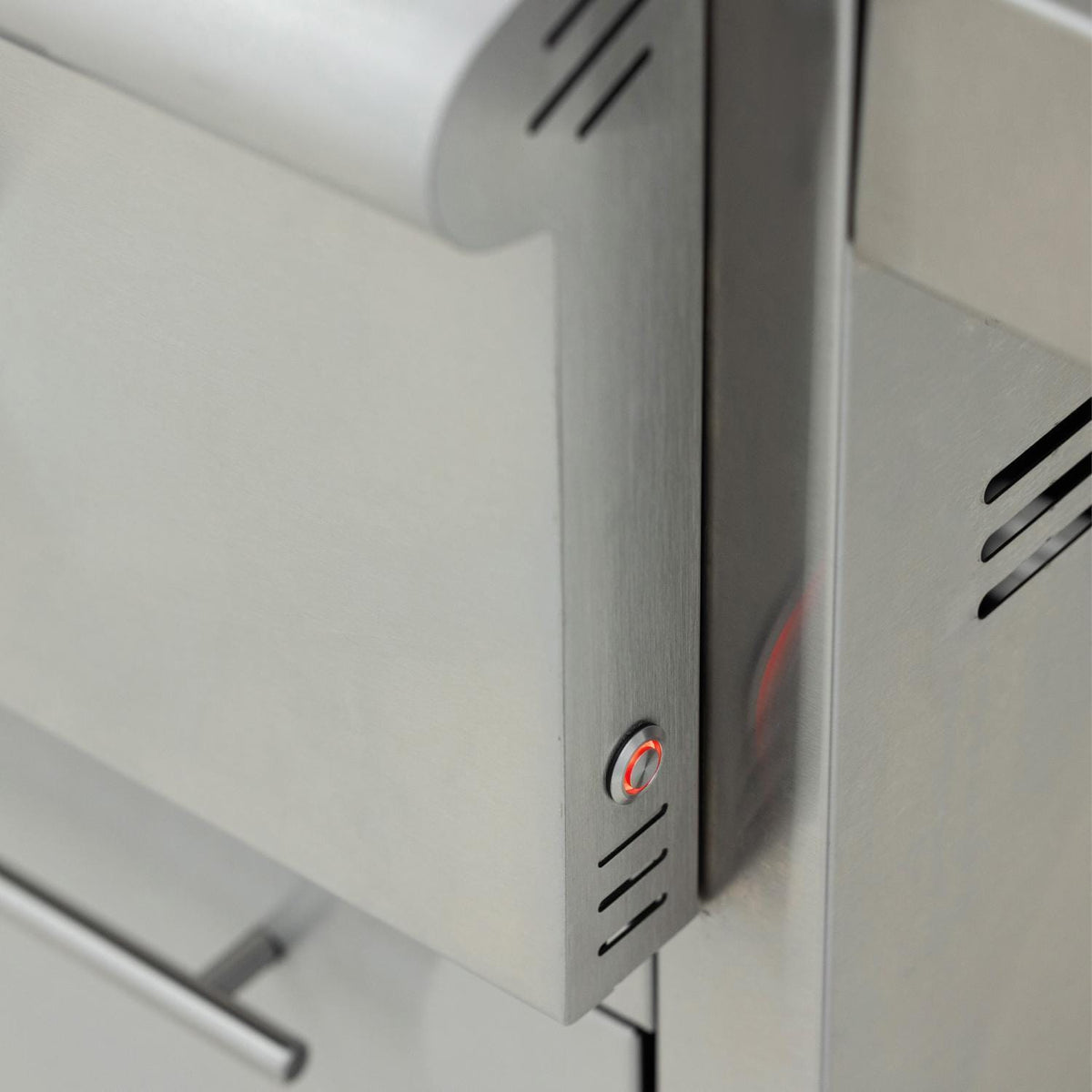 Blaze LTE+ 30-Inch Built-in Griddle w/Lift-Assist Hood